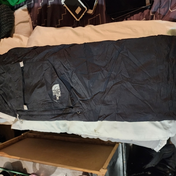 The North Face Hy Vent winter snow pants - Picture 3 of 4